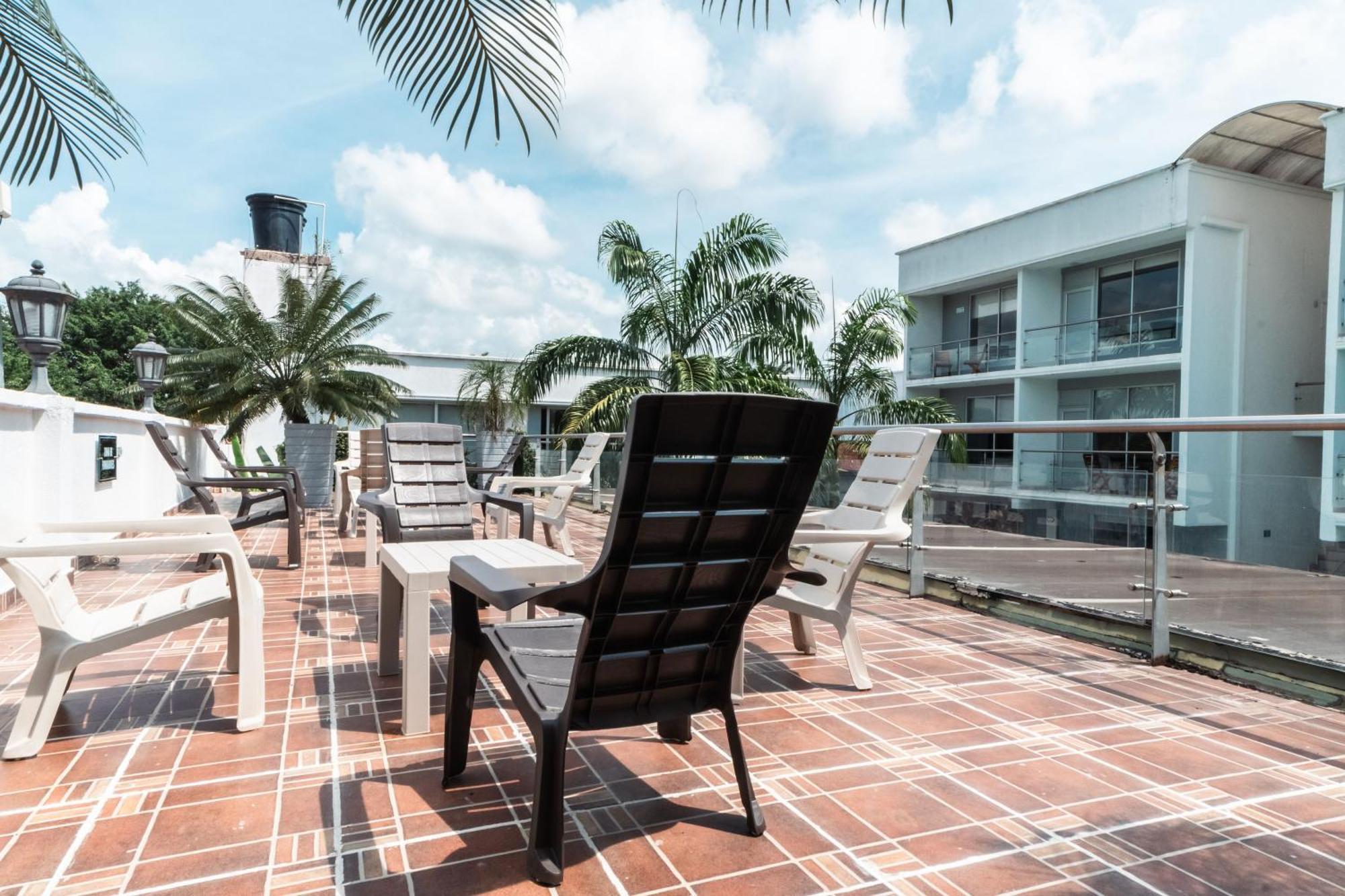 Hotel El Aeropuerto San José del Guaviare Kültér fotó