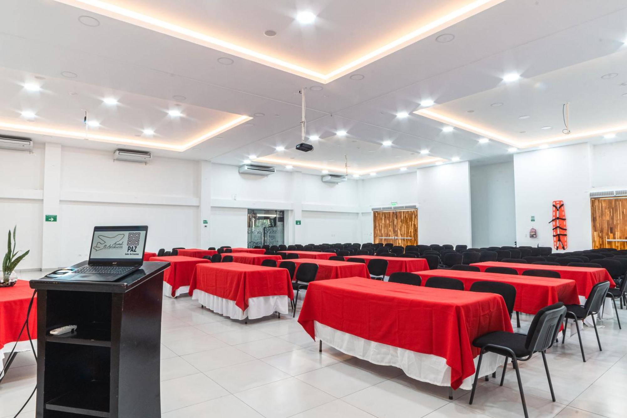 Hotel El Aeropuerto San José del Guaviare Kültér fotó