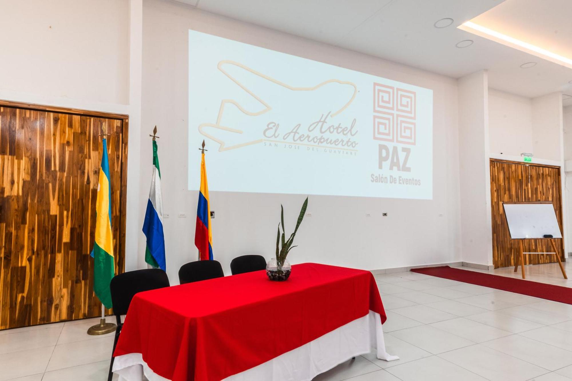 Hotel El Aeropuerto San José del Guaviare Kültér fotó